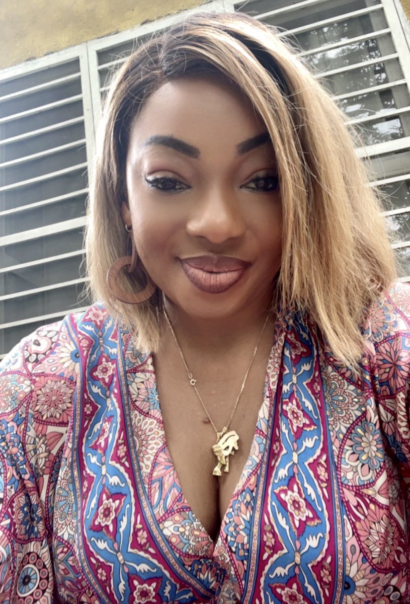 MiandaMH's tweet photo. ➕gratitude, ➖de regrets🙏🏾
+1 happy birthday to me!!!🎊🎉🎂 
#Thankful https://t.co/1zBpLCm4RO