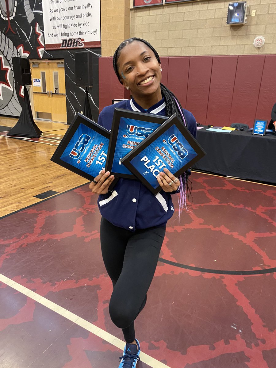 shariri__'s tweet photo. It’s giving CLEAN SWEEP 🧹 🧹🧹 3/3 ! BRINGING HOME 3 wins in all our divisions we competed in and 3 HITS!!!😭 NCA here we come . See you soon Dallas Texas . #Sedway #Flight702 #ProudCoach https://t.co/0L58FmnbJ3