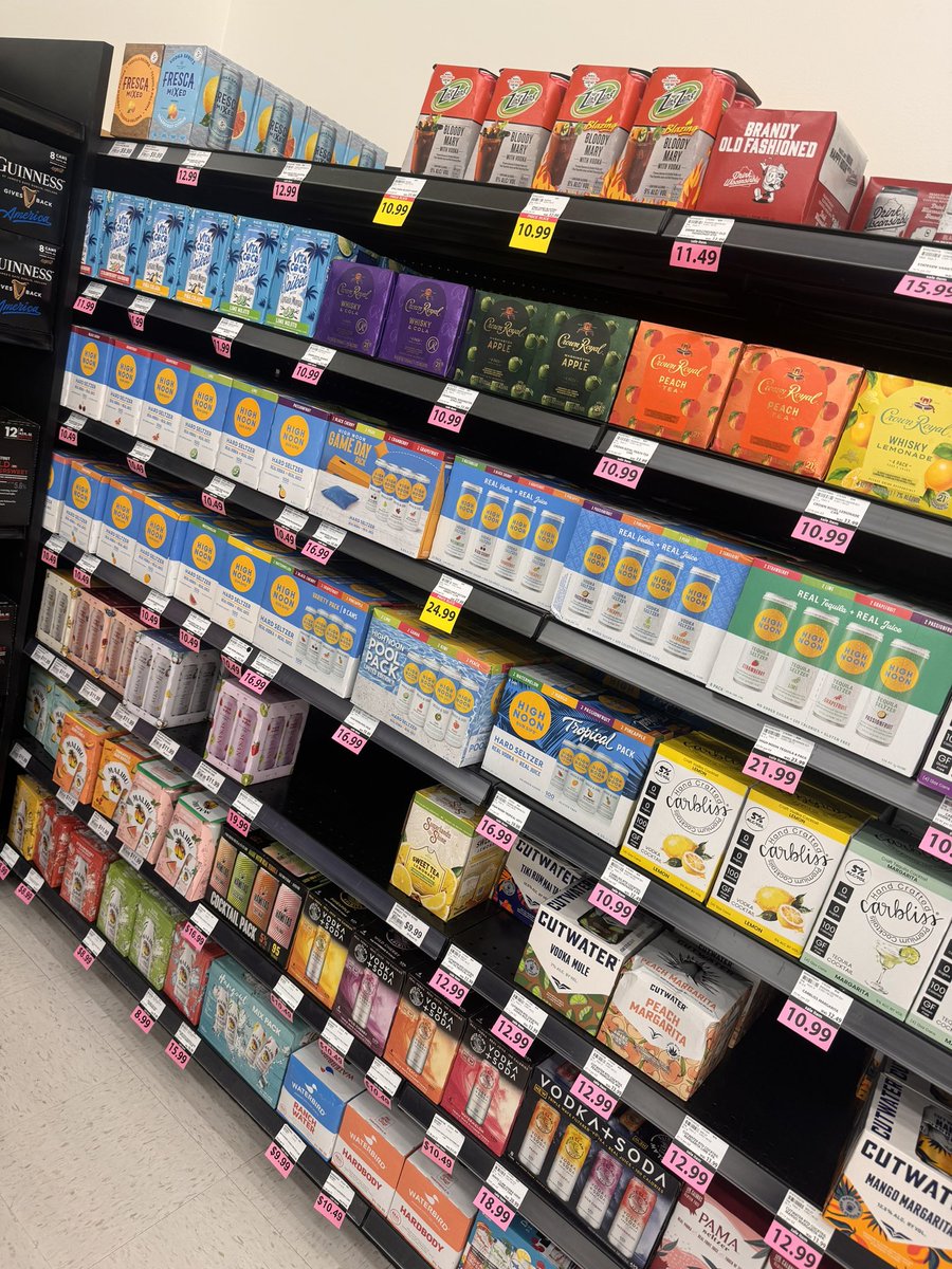Shannon717's tweet photo. @highnoonsunsips @FestivalFoods I do not appreciate the lies!! 💔😩 https://t.co/hsUxu9PqZR
