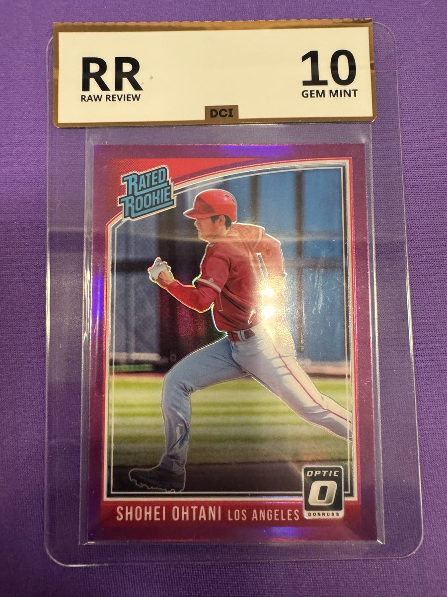 HtownWheelhouse's tweet image. Got some boss cards raw scored! As well! Getting them slabbed in Feb! @dcigrading A trusted name! These guys are top notch! @AthleticDecline @htowncardshow Thank You!