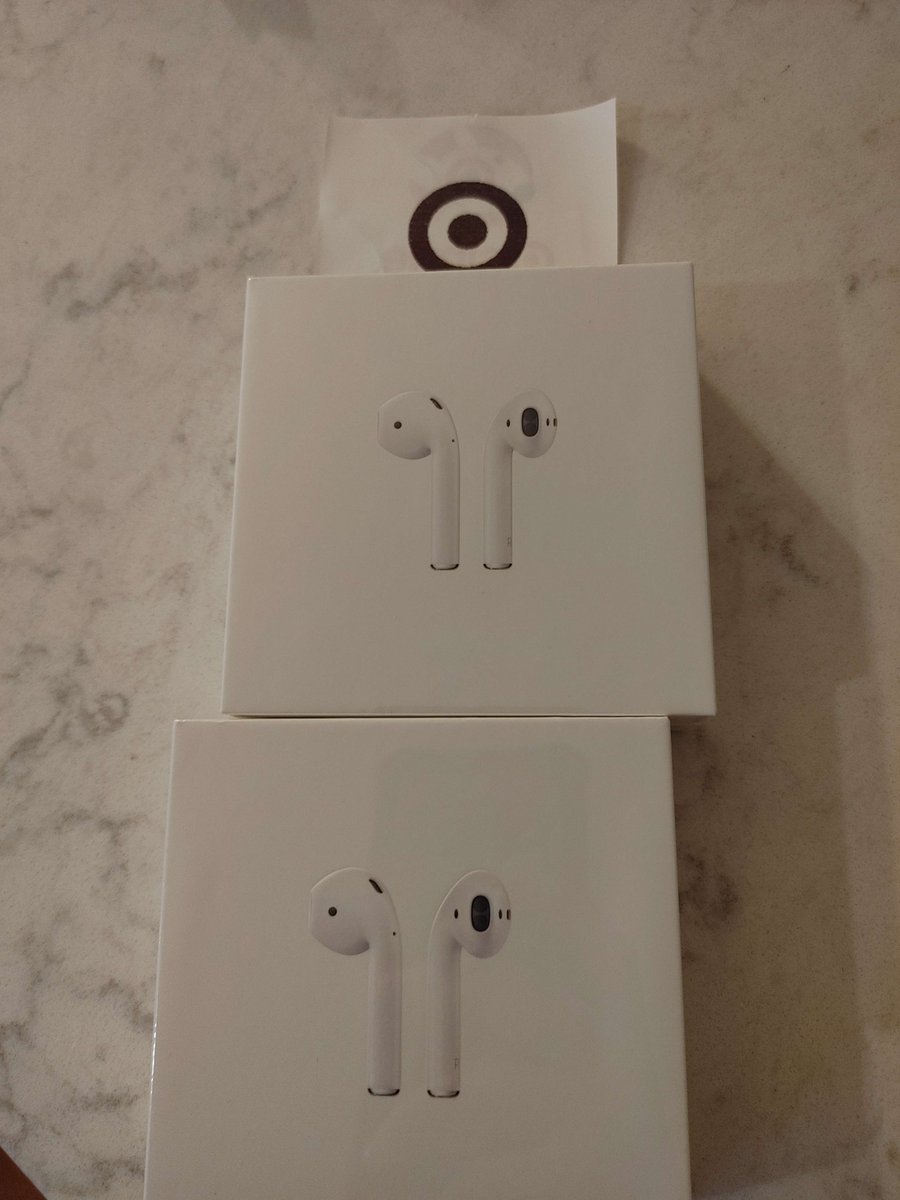 eMoney_HQ's tweet photo. $30 AIRPODS😱

We just found a way to get AirPods for only $30. That's over $100 profit.

Like + RT, I'll DM a few of you how🤍