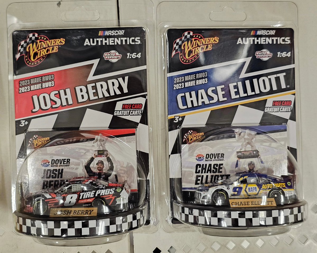 OriginalBigBry's tweet photo. My latest Target haul was successful y'all! Was able to find the "underwhelming" third wave from Winner's Circle today. I'm definitely picking up both of the Dover cars, how about y'all? 😁
#nascar #nascardiecast ##nascarauthentics #targethaul https://t.co/uBy9wKV7EL
