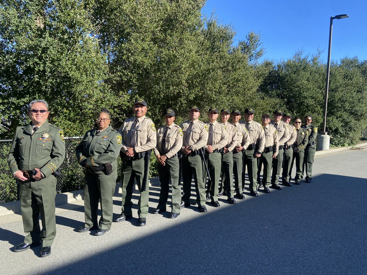 SheriffSF's tweet photo. Final Inspection for South Bay Regional Class 175! Youโre almost to the finish line. See you in two weeks at your graduation! #EyeOnThePrize #SFSOTrainingUnit #deputy #Sheriff #sfsheriff #deputylife #sanfrancisco #JoinOurTeam ๐๐ป๐๐พ๐๐ฝ https://t.co/Kp2WzTKeei