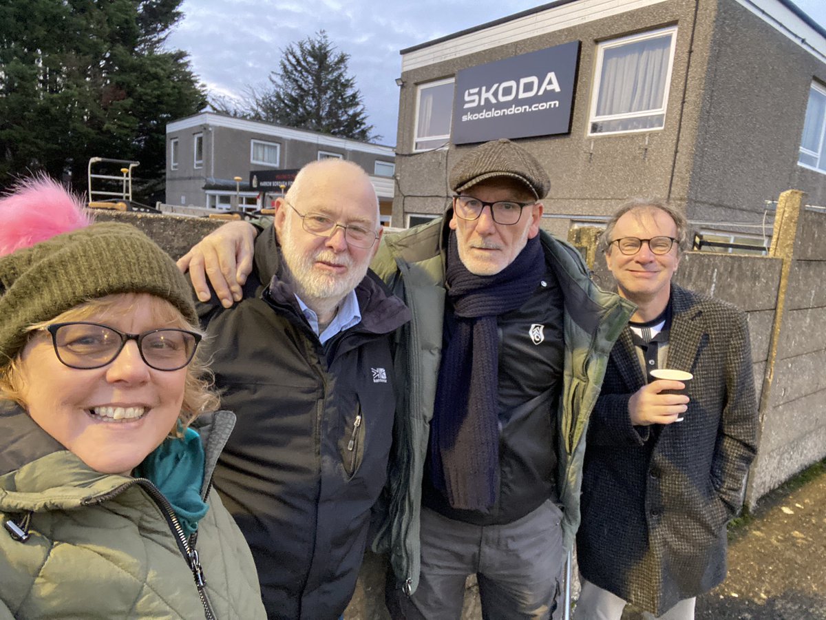 Neasdenista's tweet photo. Fantastic birthday thanks to @hanwelltownfc team and brilliant company on the terraces https://t.co/fs3l67KaSx