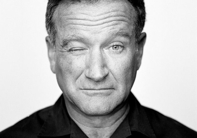 NotTodayEric's tweet photo. Here’s a picture of Robin Williams because he was awesome. https://t.co/byUsvGMHA6