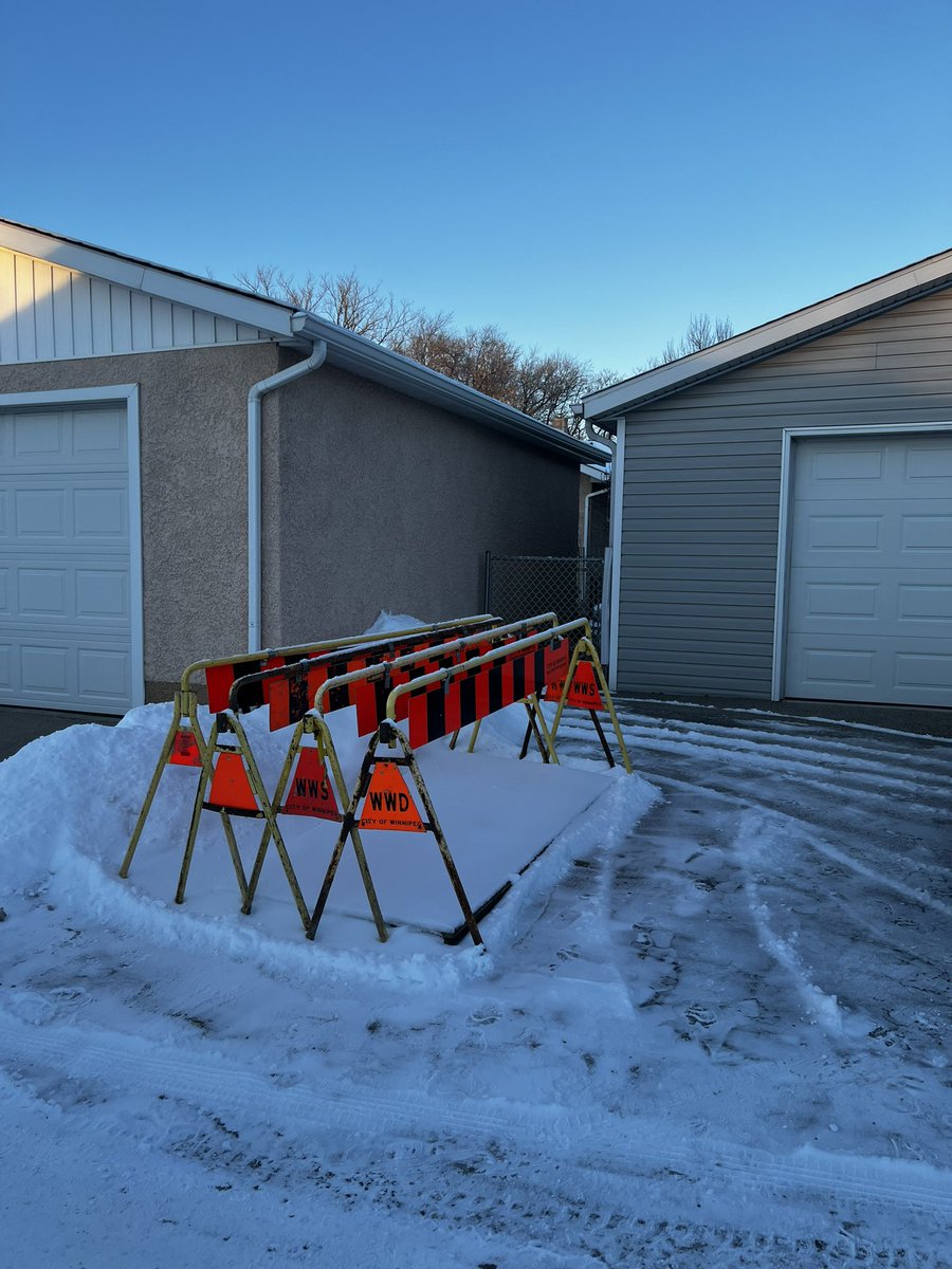 c0due's tweet photo. @cityofwinnipeg can you guys get these barricades/plywood off my driveway, been here since the start of December. https://t.co/pwUt1DhBNE