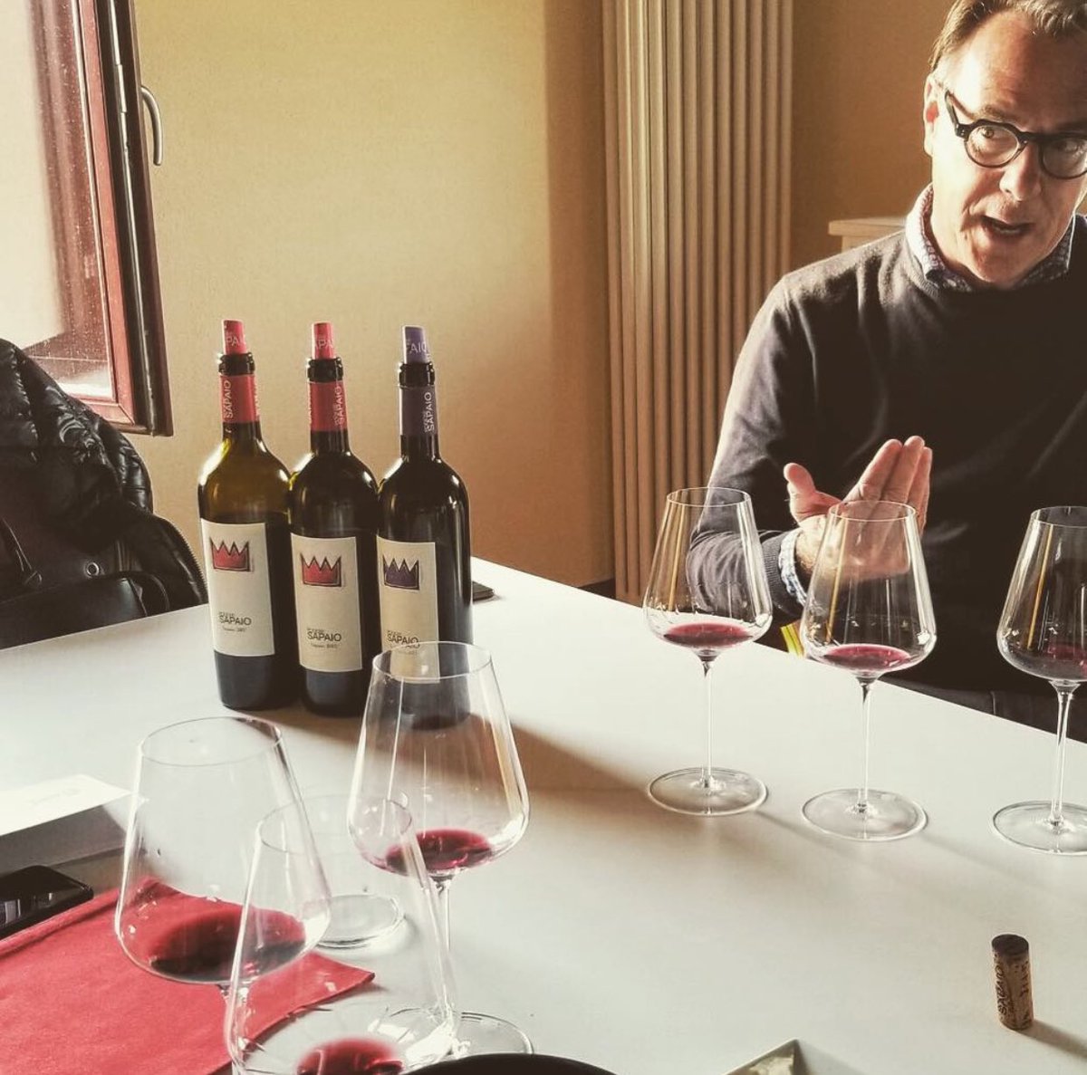 -19C windchill calls for the wife’s beef stew and #bolgheri 🟣🔴🍷🍷 Brings me back to that tasting with Massimo and <a href="/MTLWINEGUY/">MTL WINE GUY🍷🇮🇹</a> 5+ years ago.  #volpolo2020 #sapaio2005 #wine #wintermode #bolgheriwine #poderespaio <a href="/vinsbalthazard/">Vins Balthazard</a>