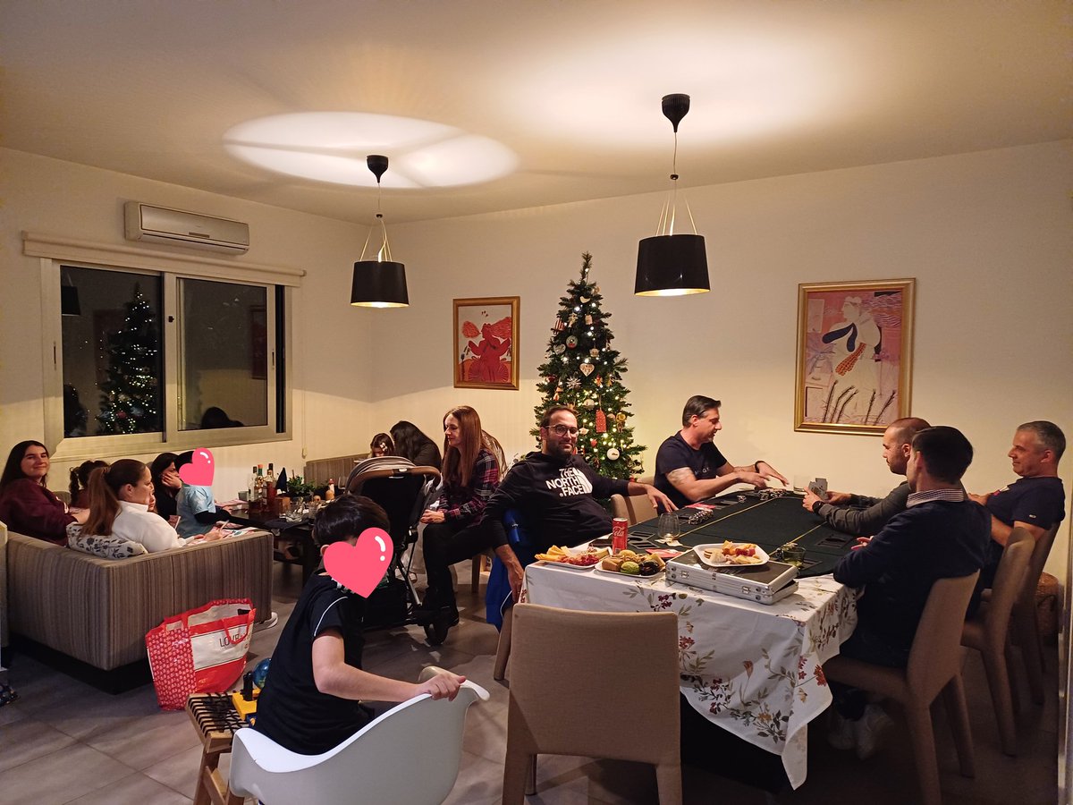 Full house!! #blessed #friends4life