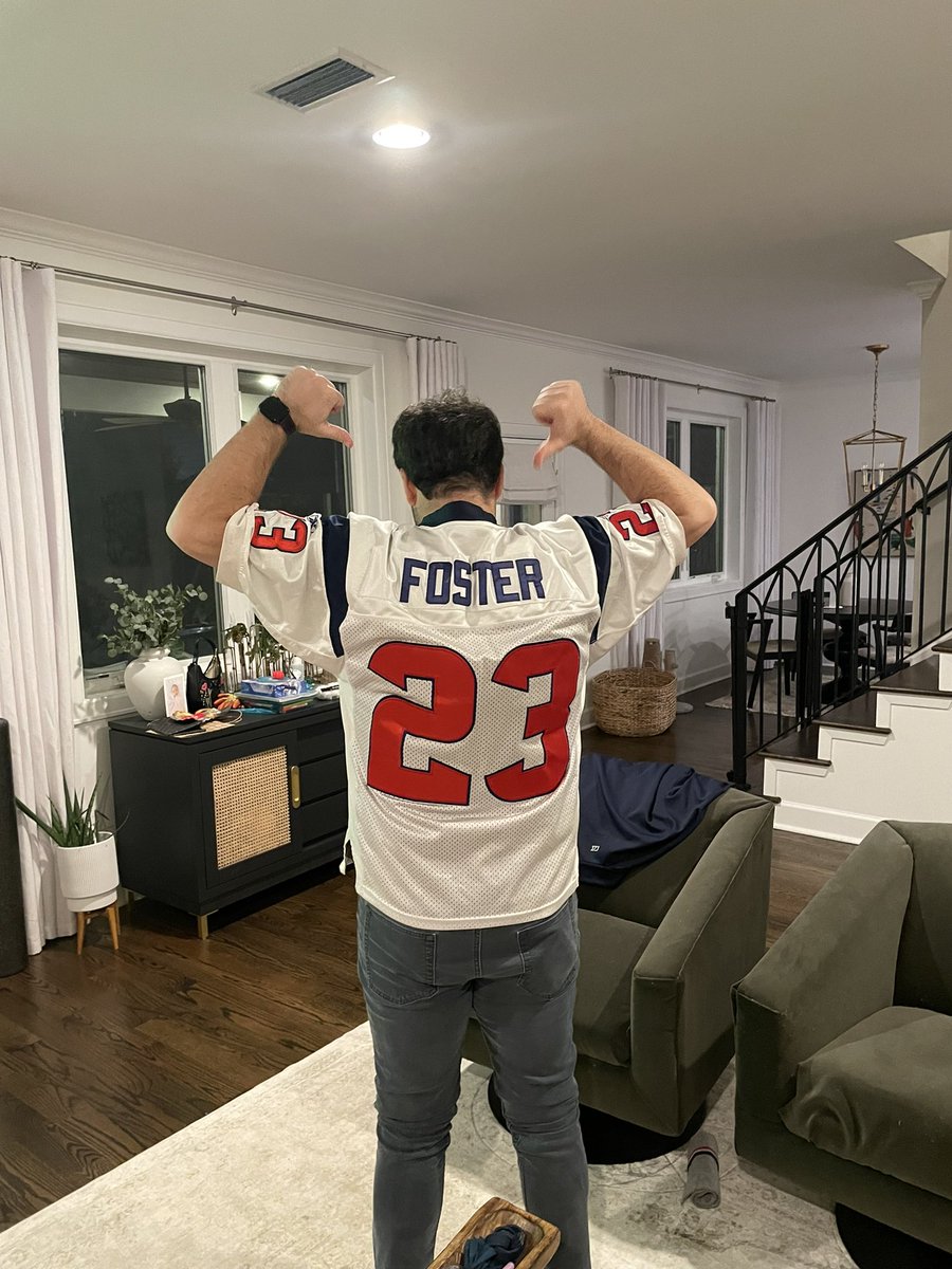 Alex Brown tweet media