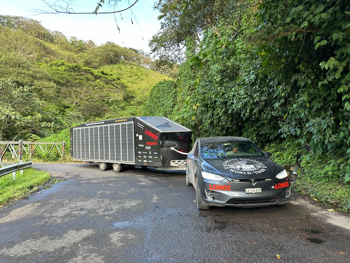 solarbutterfly5's tweet image. Our next destination is #Monteverde, where we are going to see an reforestations project.  However, getting there is somewhat of a struggle.

Stay tuned and follow us for  Eco adventure!

#SolarButterflyTour #LongiSolar #CostaRica