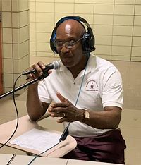 lescayes's tweet photo. Our broadcasters @hmradio #hmradio @ https://t.co/sjI16dEWbr https://t.co/rwTkhH0IvV