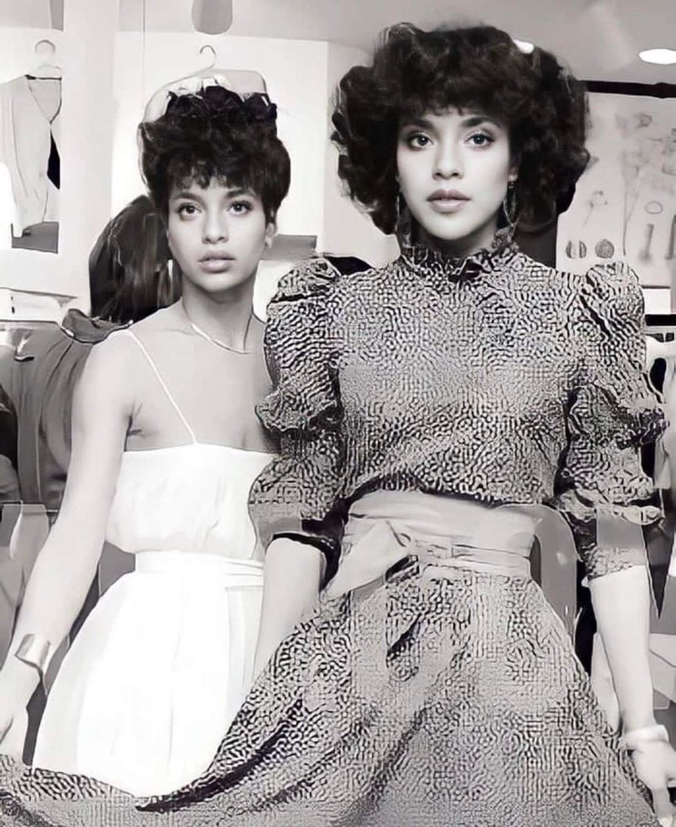 It should be illegal to be this gorgeous. #PhyliciaRashad     #DebbieAllen
