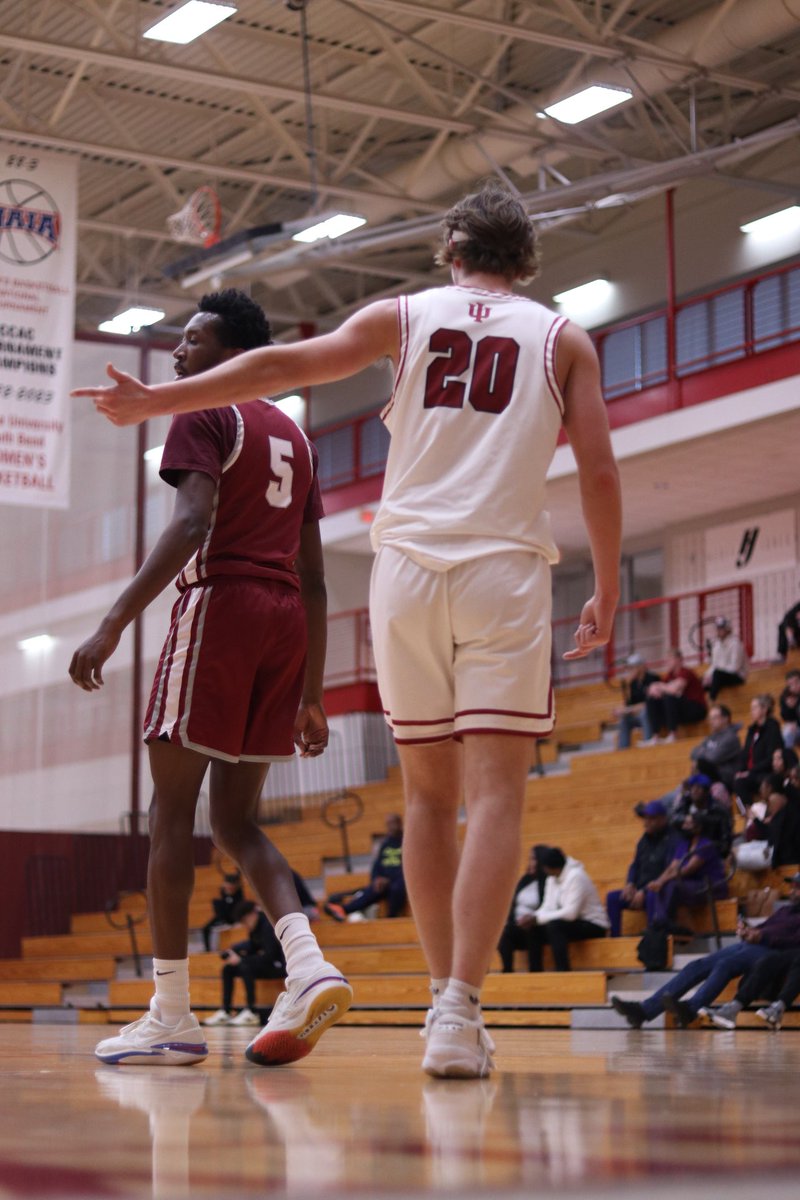IUSBMBB's tweet photo. The streak continues! That's now 8 in a row. 

Final Score 

Titans  - 96 
CCSJ - 81

Dunn - 26 pts., 4-6 3pt., 1 ast 
Petty - 20 pts., 6-7 3pt., 3 rebs 
Snodgrass  - 13 pts., 7 rebs., 7 ast 

#TitanPride ⚔️ #CCAC https://t.co/WcwIIwHpZI