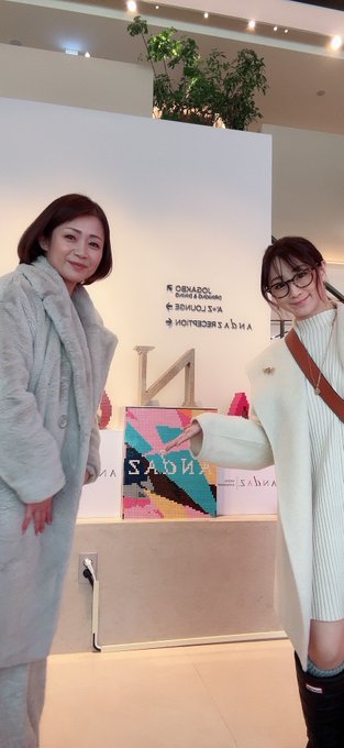韓国旅は本当に楽しかった🤭 宿泊したアンダーズホテルは清潔でスタッフさんはイケメンで優しかったです🤗 可愛いツリーも飾ってありました😻 #maki_tomoda https://t.co/RglcwH<a href="/tag/maki_tomoda"class="tags">#maki_tomoda</a>