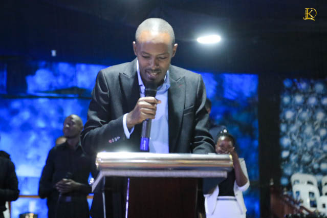 kl_dickson's tweet photo. Child of God, accept who you are, start small, make plans and grow steadily. The Lord will surely honour your plans.
#DrKLDickson
#MindsetChange
#HealthFinances
#CFCFortPortal
#YearOfTheLordsGoodness https://t.co/XmZfPmapXV