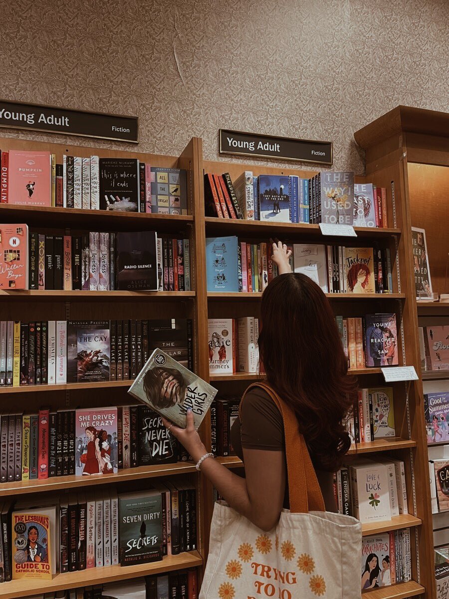 souemas's tweet photo. < Livros lidos em 2024 >

     “Minha alma reconhece um bom livro é quando meu corpo desliga e minha mente viaja por universos” https://t.co/o5fKppuMCK