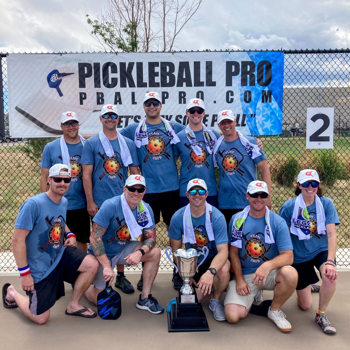 pickleball_pro's tweet photo. Pickleball Pro® &amp; Team Gold at the First Responders Tournament, Castle Rock, Colorado - Our Genuine Pickleball Pro® sports hats, visors, and gear bags come fully loaded. Play like a Pickleball Pro® Amazon store Link ❤️

https://t.co/E81F3DJ8Rx

#pickleball #PickleballHighlights https://t.co/USQUkgcwjQ