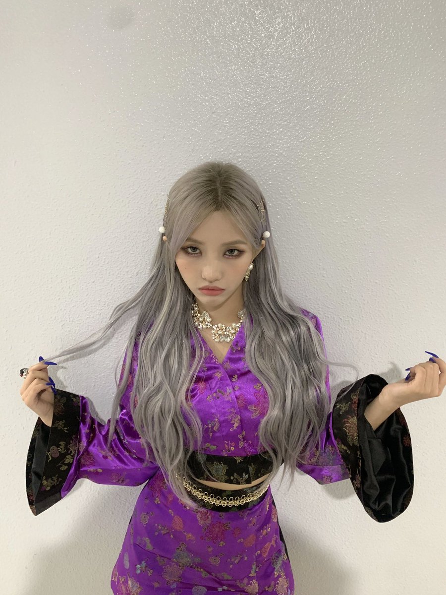 Por supuesto que hoy me tocó salir al #𝕤irǝn𝕤の𝚔c𖦹𝐧 ya que es momento de darle la #𝚠el𝕔ⱺׁ︩︪m𝕖𓈒ིུ𝟚O𝟚4 siendo parte de una #𝚖𝕠𝕠n𐙚᭄𝕝ov𝕖̈r𝚜 junto a estas maravillosas niñas.

𝚏a𝕝lə𝚗  ֙⋆✞ . αn𝐠ē𝕝 #𝕝ucifər.