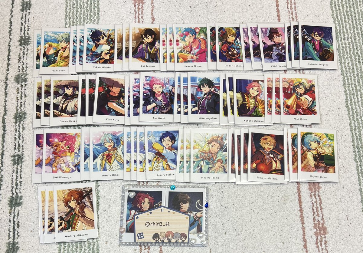 ririri2_41's tweet photo. 【交換 譲渡】あんスタ ぱしゃっつ パシャッつ

求）同異種 凛月 真緒 夏目 薫 宙 忍
定価+送料(キャラ毎)

譲）スバル 北斗 真 桃李 英智 渉 弓弦 千秋 翠 鉄虎 奏汰 零 アドニス 晃牙 敬人 颯馬 紅郎 一彩 藍良 巽 マヨイ 燐音 ニキ HiMERU みか 宗泉 嵐 日和 凪紗 友也 なずな 光 創

↓↓↓ https://t.co/9pTZ0NajFP