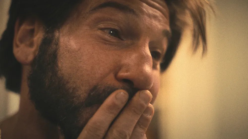 DiscussingFilm's tweet photo. ‘THE BEAR’ wins Best Casting for a Comedy at the Emmys. https://t.co/84BIxUUlTE
