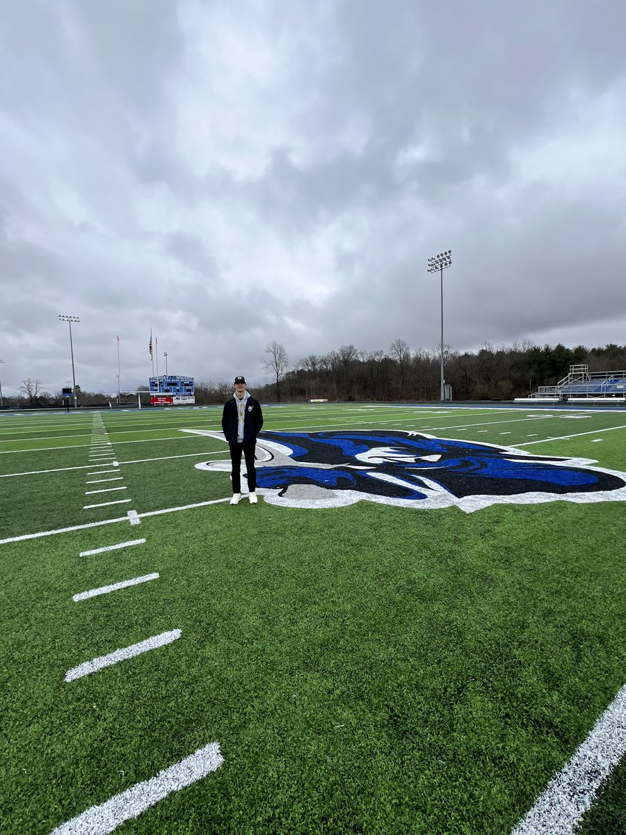 Thanks to the coaches @LWC_Football for the visit. I had a great time @CoachGraham_LWC <a href="/CoachMattOgle/">Matt Ogle</a>  <a href="/CoachKleckler/">Phil Kleckler</a>
