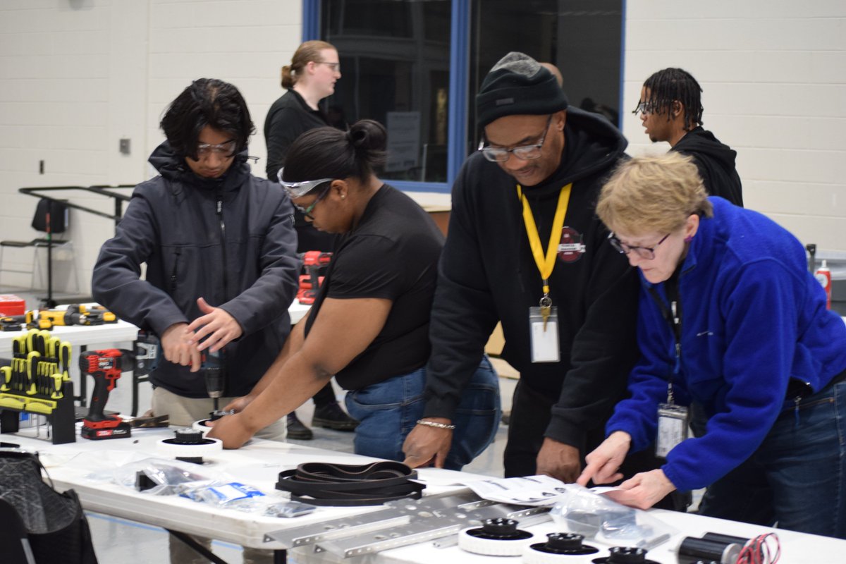 Kinematic Wolves 5577 tweet media