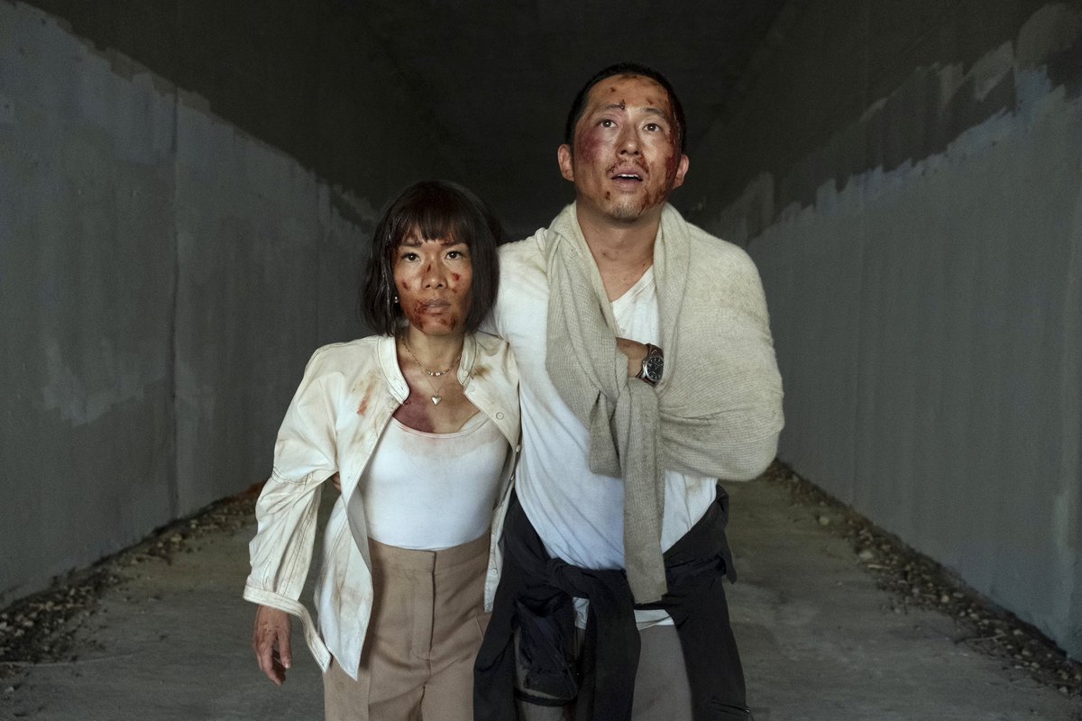 DiscussingFilm's tweet image. ‘BEEF’ wins the Emmy for Best Casting for a Limited Series.