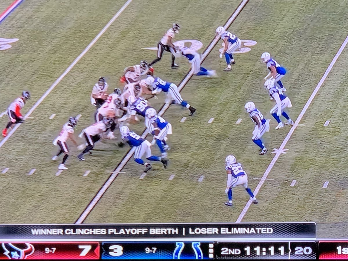 rraccd's tweet photo. 11:11 making wish for a tie! #colts #texans #gosteelers https://t.co/Dnl3M7EQn1