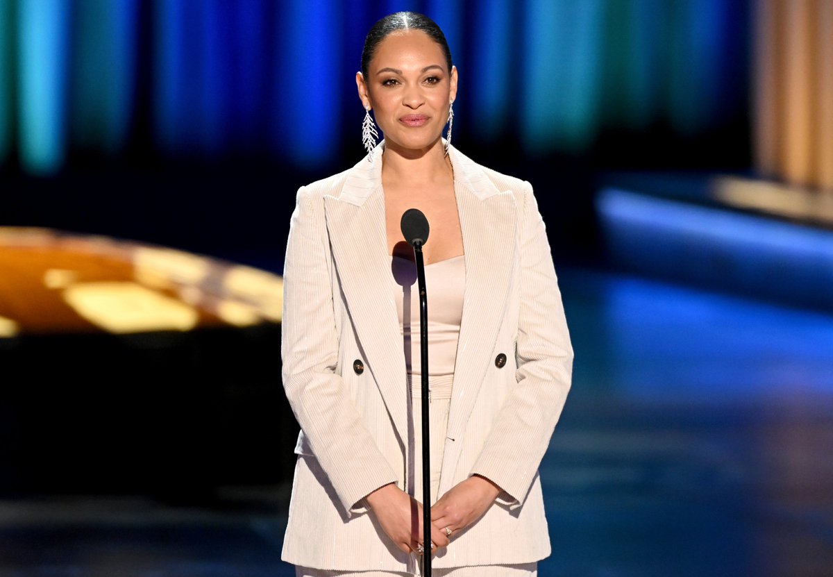 TelevisionAcad's tweet photo. Drop everything - @CynthiaAddaiRob has arrived to present! 🤩 #75thEmmys #Emmys https://t.co/2k1dyFoHHe