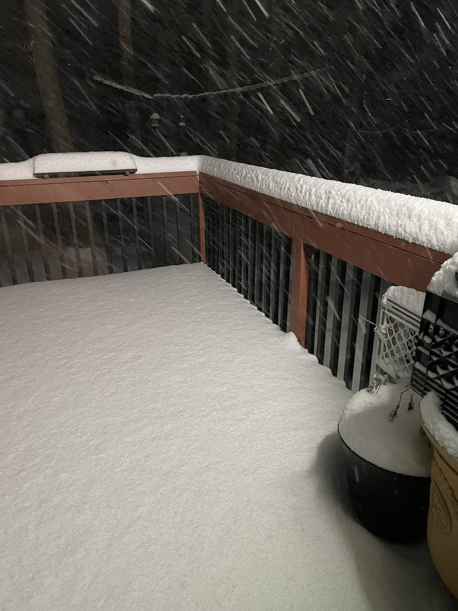 vram89's tweet photo. Happy Almost Birthday to me!! #winterstorm #PA https://t.co/7IbnHZ8FuQ