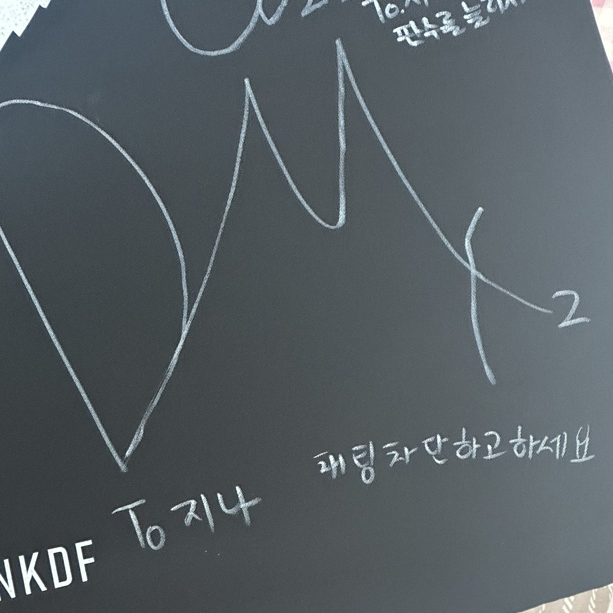 Princess_ok2's tweet photo. 애들에게 티어 올릴 수 있는 방법을 물어보았다.

두두 : 채팅 차단하고 하세요
커즈 : 판수를 늘리자
영재 : 화내지 않기
불독 : 한판지면 한판이길때까지 하기
태윤 : 서폿이 못해도 할 수 있는거 찾기
안딜 : 분노참기 https://t.co/MoCHlXdF1E