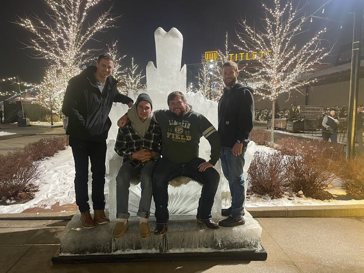 Austinmoeller's tweet photo. Just a few guys being dudes. Go pack https://t.co/trhcgNi1lw