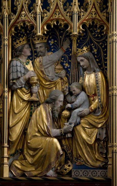 Ouro, incenso e mirra é o que devemos oferecer ao Deus Menino!