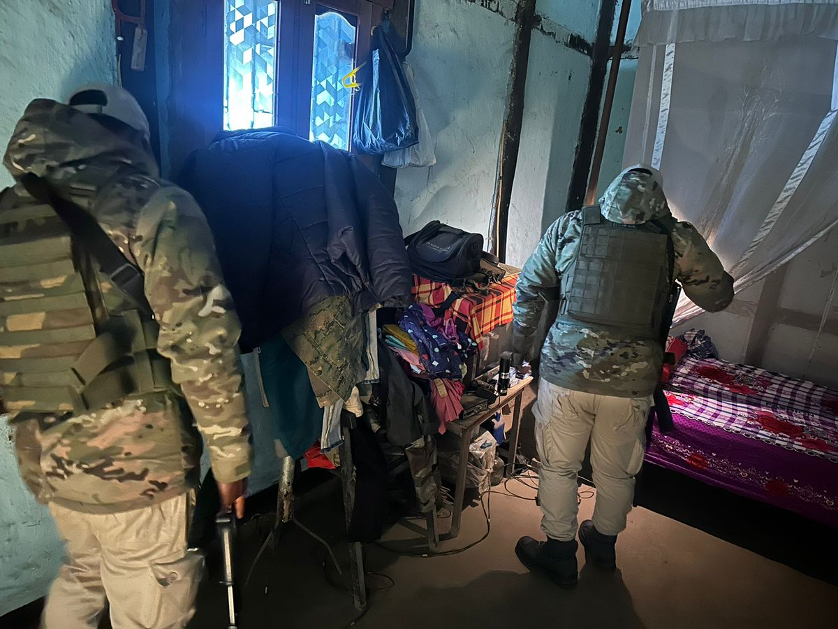 Search operations and area domination were conducted by security forces in the fringe and vulnerable areas of Thoubal, Imphal East and Kangpokpi districts. During the operation, the following items were recovered from Kangpokpi District.
i.3(three) Local made MOR -Pumpi, 1(one)