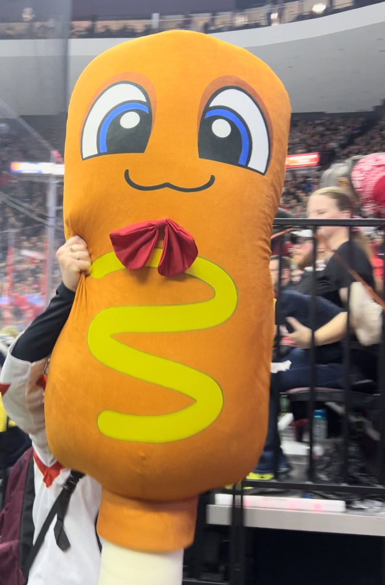 CincyCyclones's tweet photo. Tonight’s 1st Star ⭐️ https://t.co/nxoRfHUngR