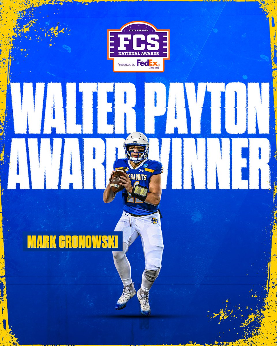 Walter Payton Award Winner - @mgronowski11 #GoJacks 🐰🏈