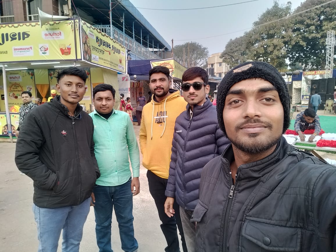 KhelaHobe2024's tweet photo. গতকাল বাঁকুড়া তে শুরু হয়েছে 'খেলা হবে' টিমের পক্ষ থেকে সোশ্যাল মিডিয়া ও আইটি সেলের সদস্য পদ গ্ৰহণের জন্য ক্যাম্প।
দলীয় নির্দেশ মতো আমরা সর্বদা দলের জন্য লড়াই করতে তৈরী মাঠে ময়দানে একসাথে।
#AITCSMMembership #KhelaHobe
#TeamBankura https://t.co/yHmoPXw00p