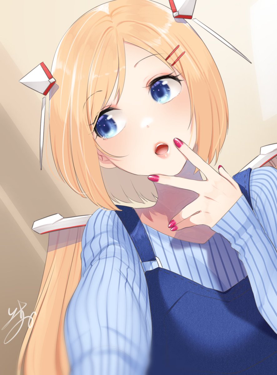 アキ・ローゼンタール 「自撮りする女子が大好きなんじゃ 」|いすか🐉🍕のイラスト