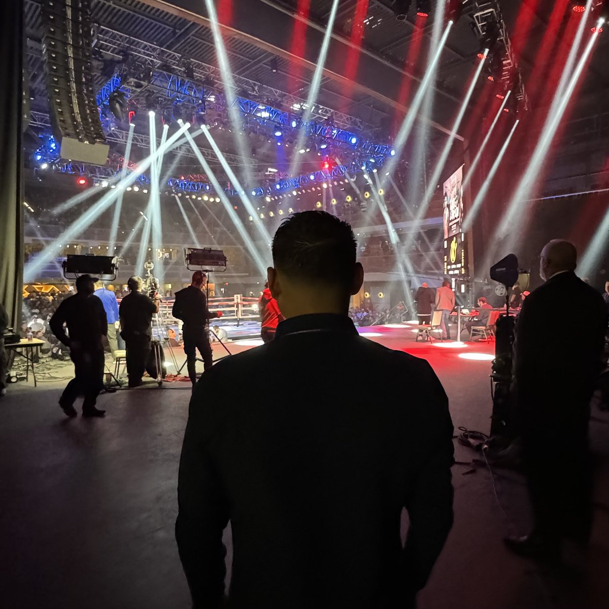 GoldenBoyBoxing's tweet photo. Guess Who… 🤫 https://t.co/pXBcN5dvuC
