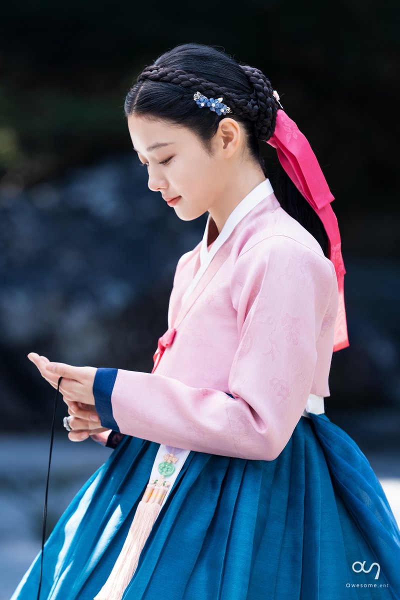 kimyoujung_net's tweet photo. https://t.co/3RrUByoy8v

#김유정 #kimyoojung #kimyoujung
#마이데몬 #MyDemon https://t.co/ZCX9t0zEDZ