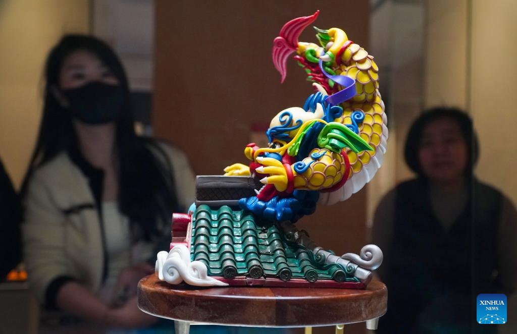 PDChina's tweet photo. Creatively designed polymer clay figurines featuring Chinese dragons are on display at a porcelain and glaze museum in Zibo City, east China's Shandong Province. Over 300 #PolymeClay artworks are showcased during this exhibition themed on the Chinese zodiac #YearOfTheDragon. https://t.co/RFb3tGNsBE