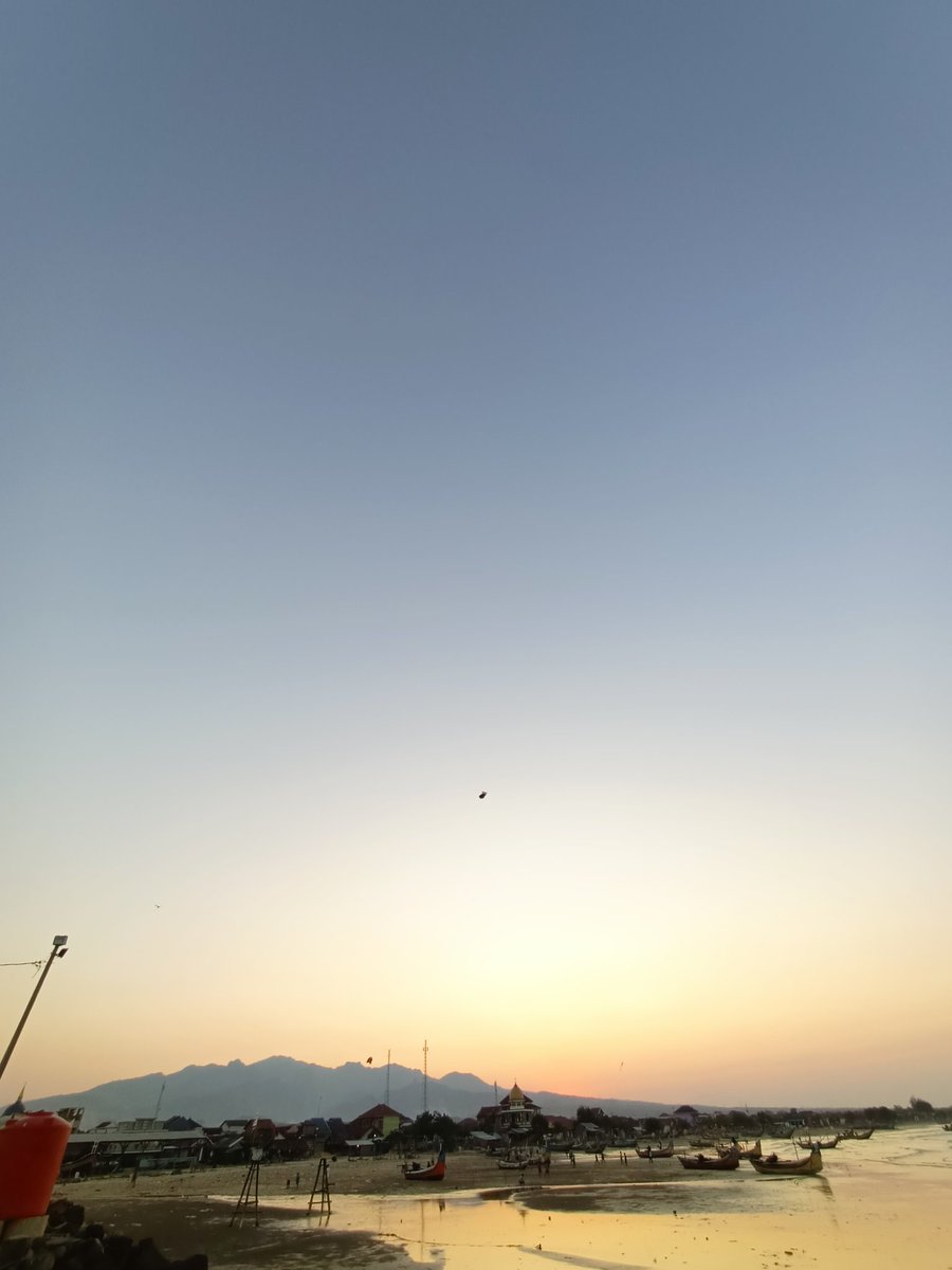 Ifadaaa13__'s tweet photo. Ya Tuhan, Dia cintaku https://t.co/m3syJKnFOw