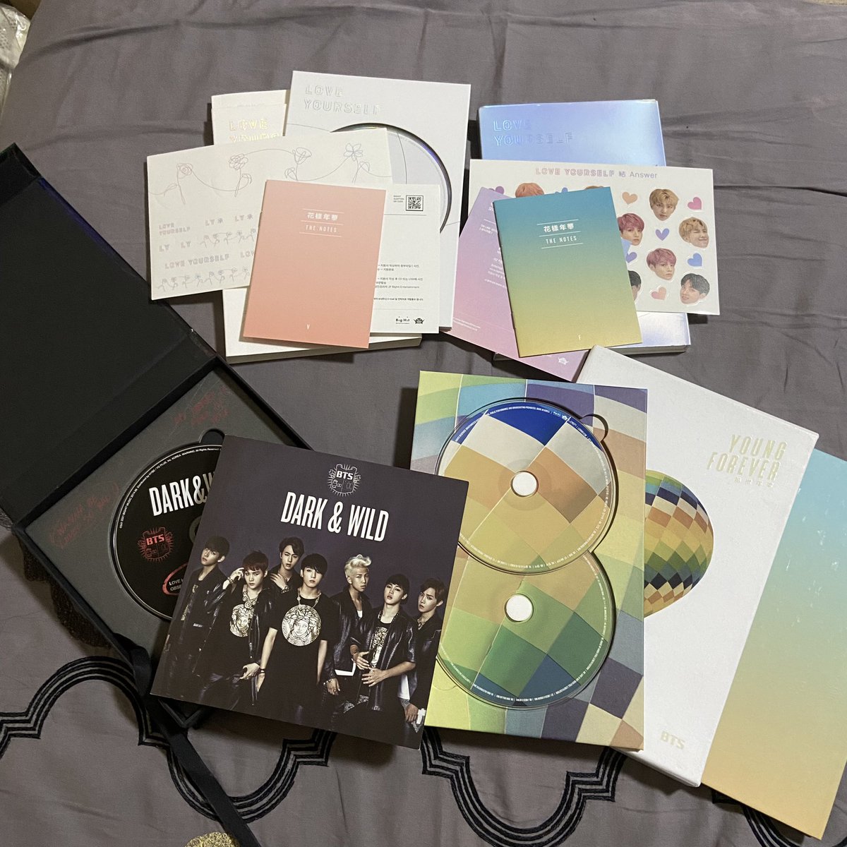 ynxarchive's tweet photo. 𓂃 ⌗. wts lfb ph

🎧: bts unsealed albums
╰ ₱120 ea prio payo 
╰ mod/p pinned + other deets on pinned

📨. love yourself ly her ver l v tear y o r answer f be essential dark &amp; wild d&amp;w young forever day version https://t.co/nUrW2gm1s9