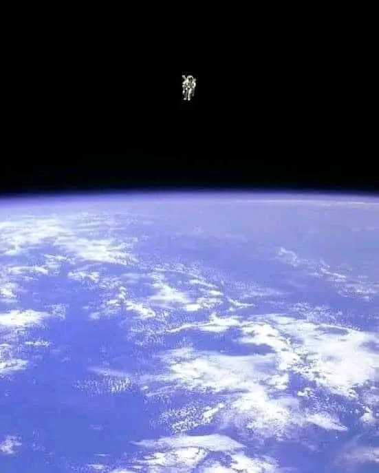 1984: Possibly the most terrifying space photograph ever taken. NASA astronaut Bruce McCandless floats untethered from his spacecraft using only his nitrogen-propelled, hand controlled backpack called a Manned Manoeuvring Unit (MMU) to keep him alive.