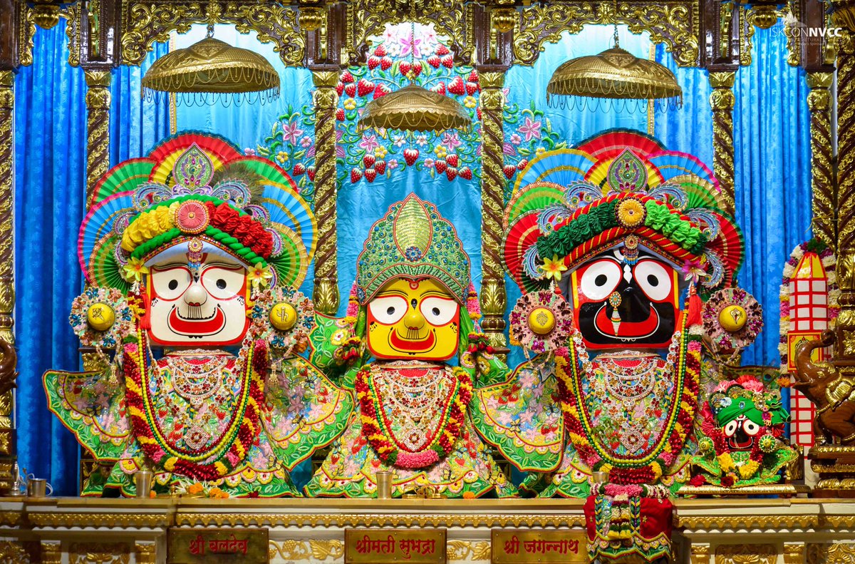 ISKCONPune's tweet photo. 🗓07-01-2024🙏🌷Today's Darshan🌷
🌷Sri Sri Jagannath Baldev Subhadra🌷
🚩@ISKCONNVCCPune🚩
.
.
🎉 #HappyNewYear 🎉 #HappyNewYear2024
#2024HappyNewYear #NewYear
#ISKCONNVCC #ISKCONPune #ISKCON
#ISKCONNVCCPune #PUNE #DailyDarshan
#Sunday #7thjanuary #7thjanuary2024 https://t.co/Od8ZqBi18b