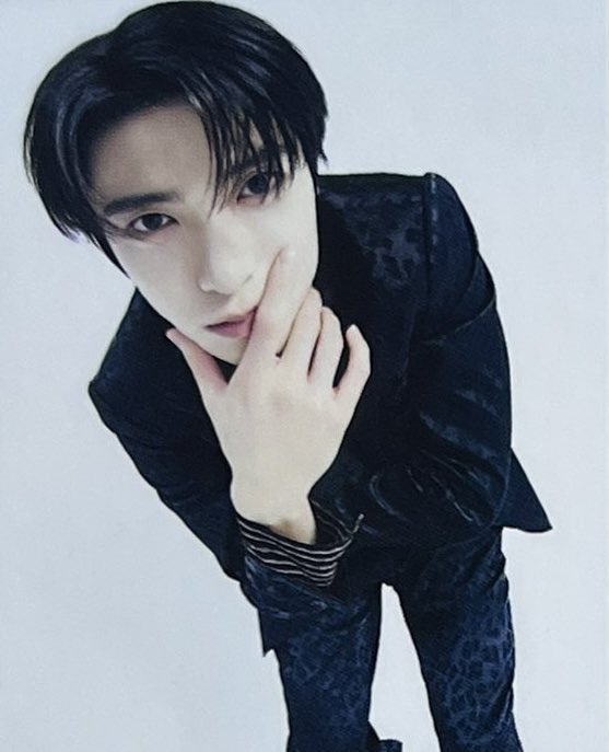 hourlyjaeh's tweet image. 🖤🤍