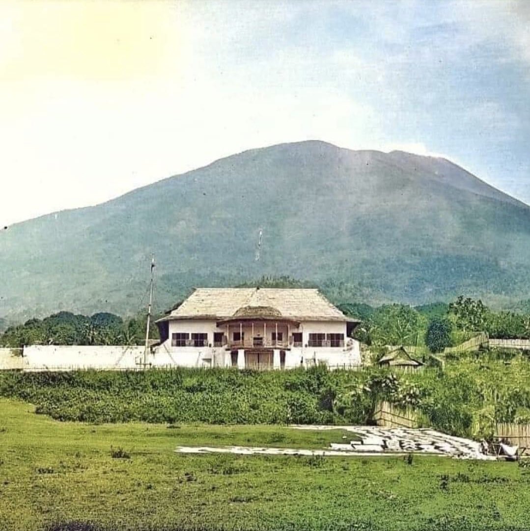 PotretMalut's tweet photo. Thn 1960 #kadatonTte https://t.co/F2XDPyOxb4