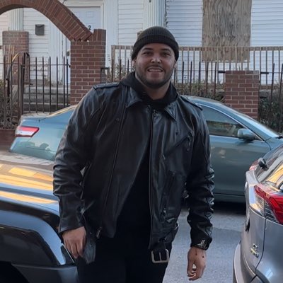 Ericsrivas's tweet photo. #NewProfilePic https://t.co/VddiLCDepU