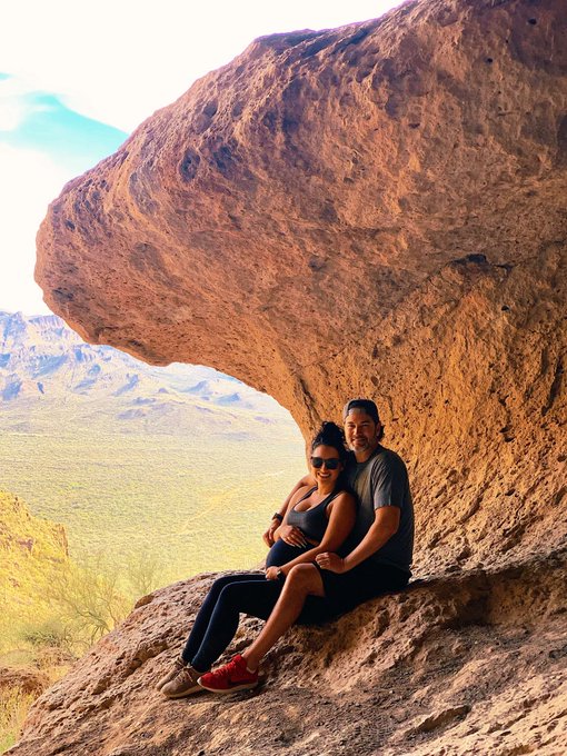 Five hikes in five days! 🙌🏽  *and one of us is close to 36 weeks pregnant 💙 https://t.co/eZojR9No2R<a href="/tag/mothersday"class="tags"><span>#mothersday</span></a>