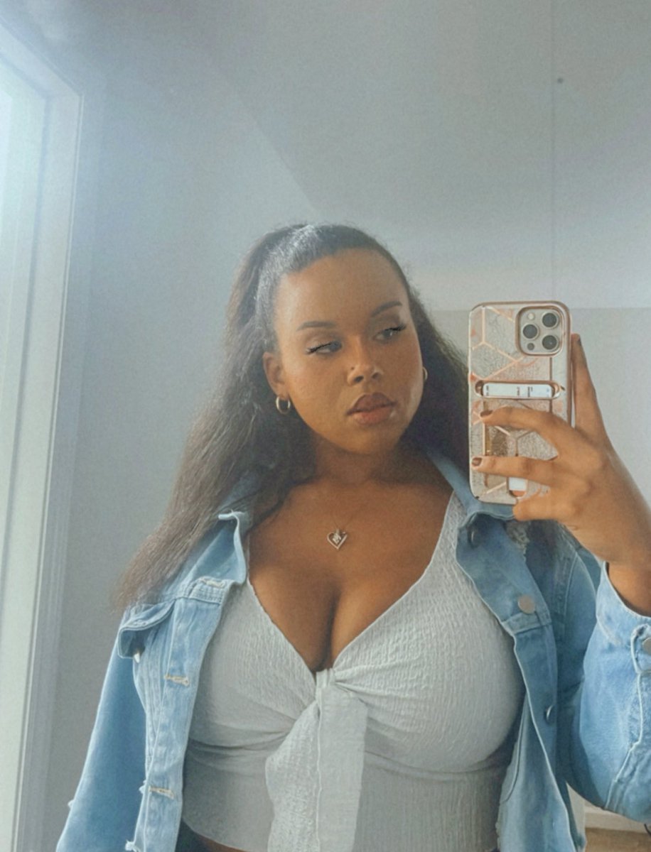 alisha ✨ tweet media
